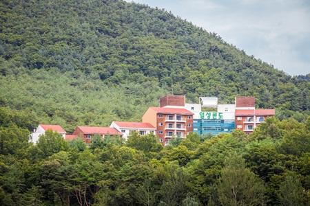 Muju Ilsung Condo Екстериор снимка