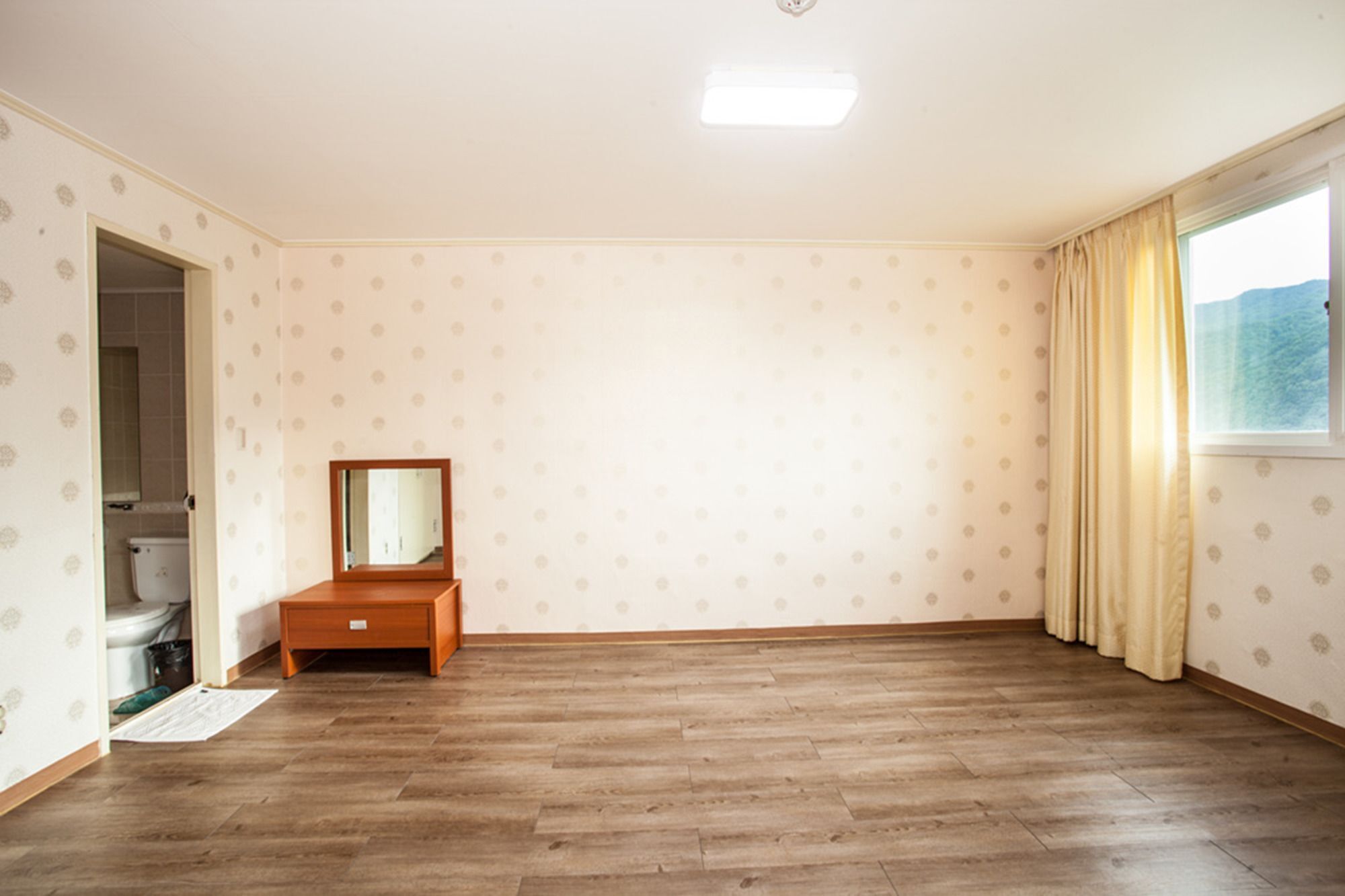 Muju Ilsung Condo Екстериор снимка